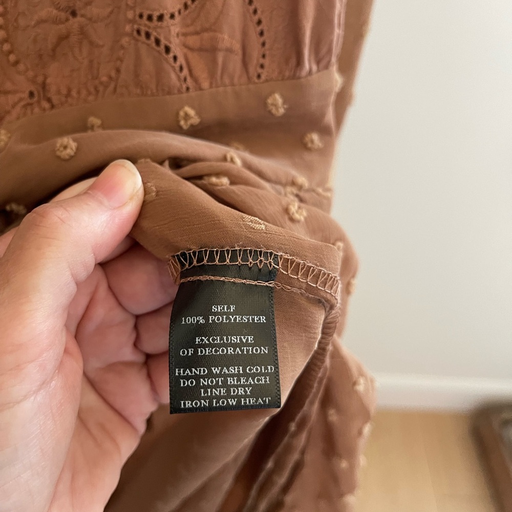 Romantic Eyelet Robe - Picture 8 of 8